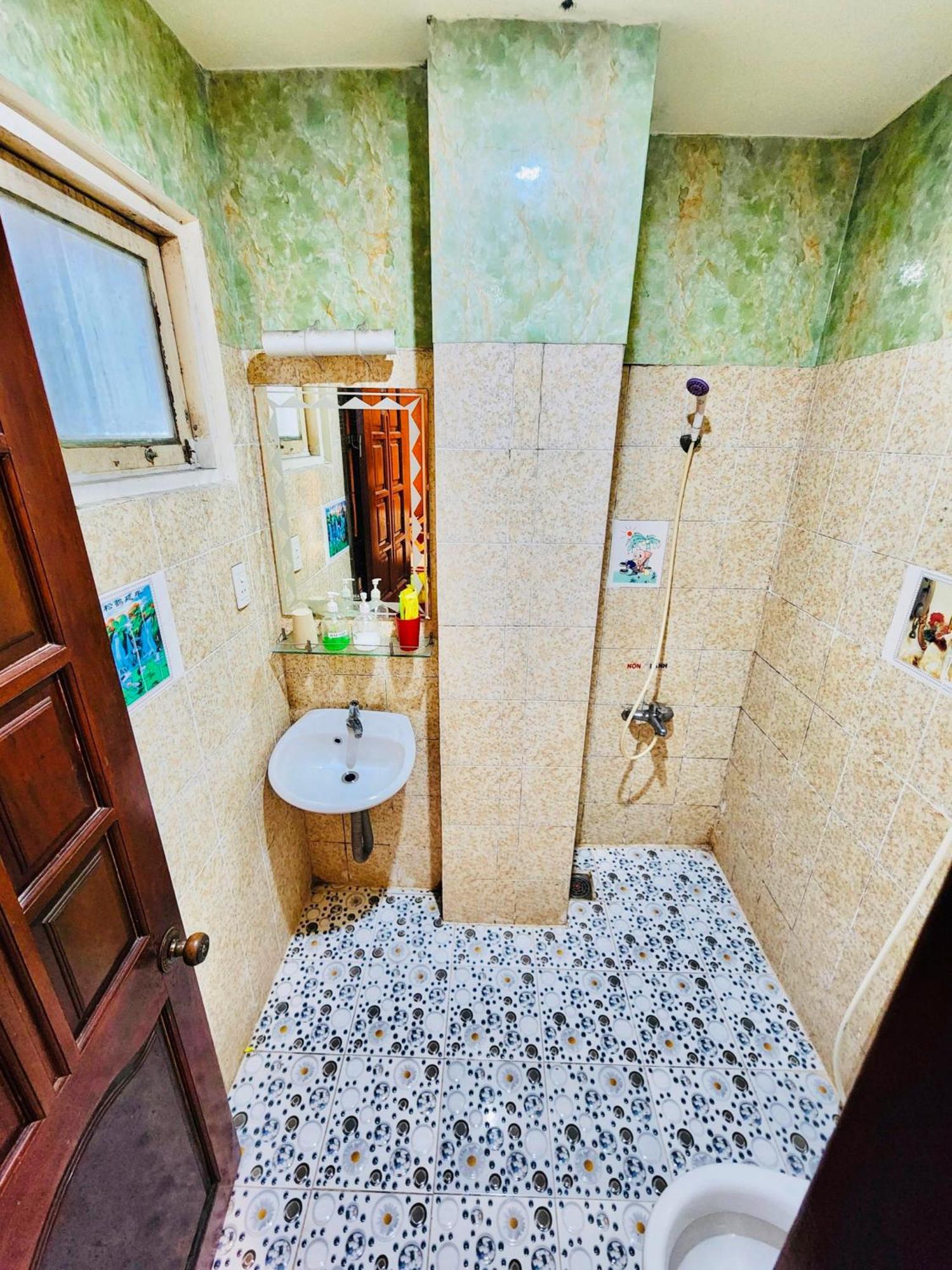Tuan Hung Hotel Hcm Ho Chi Minh City Exterior photo