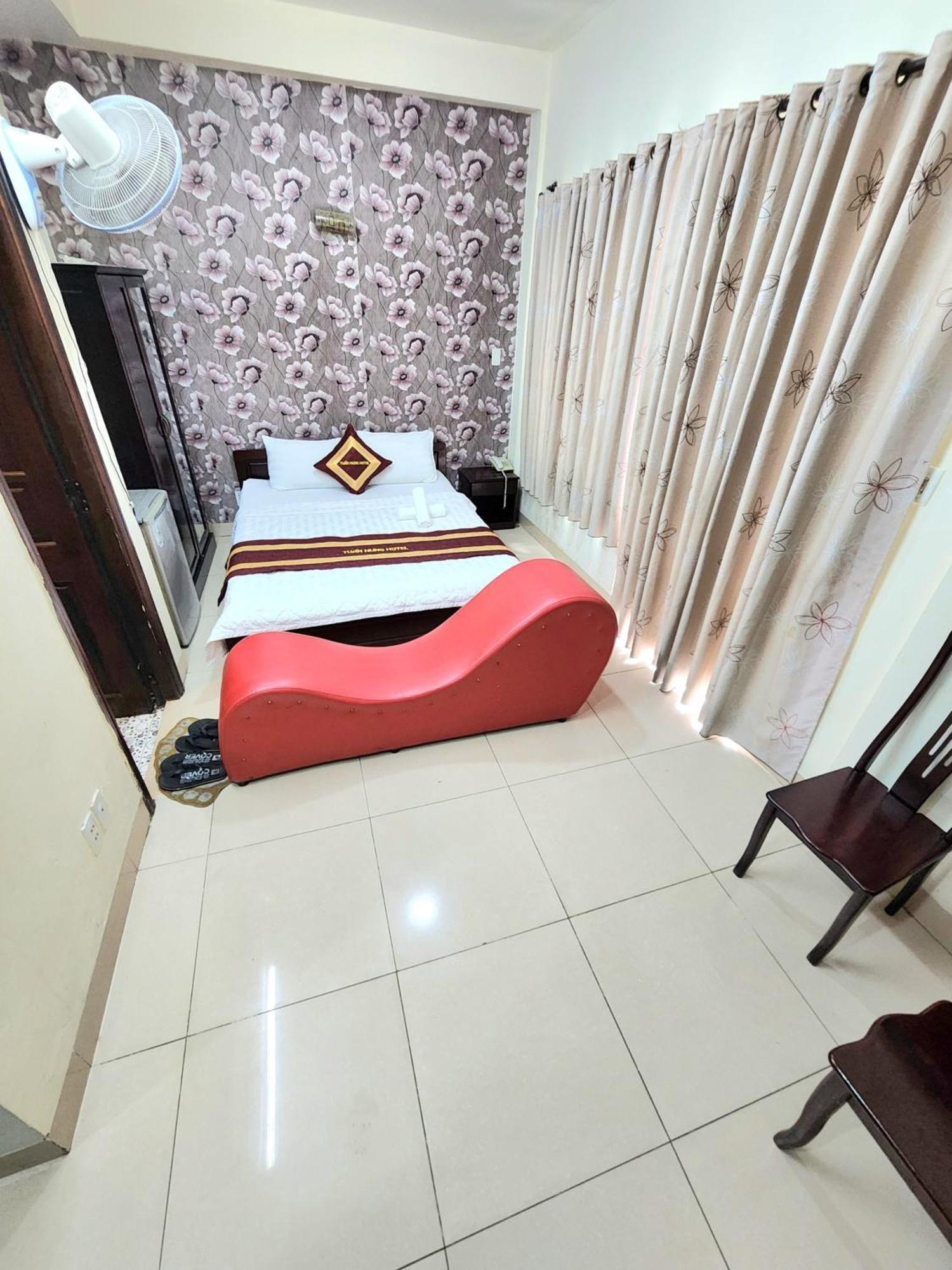 Tuan Hung Hotel Hcm Ho Chi Minh City Exterior photo