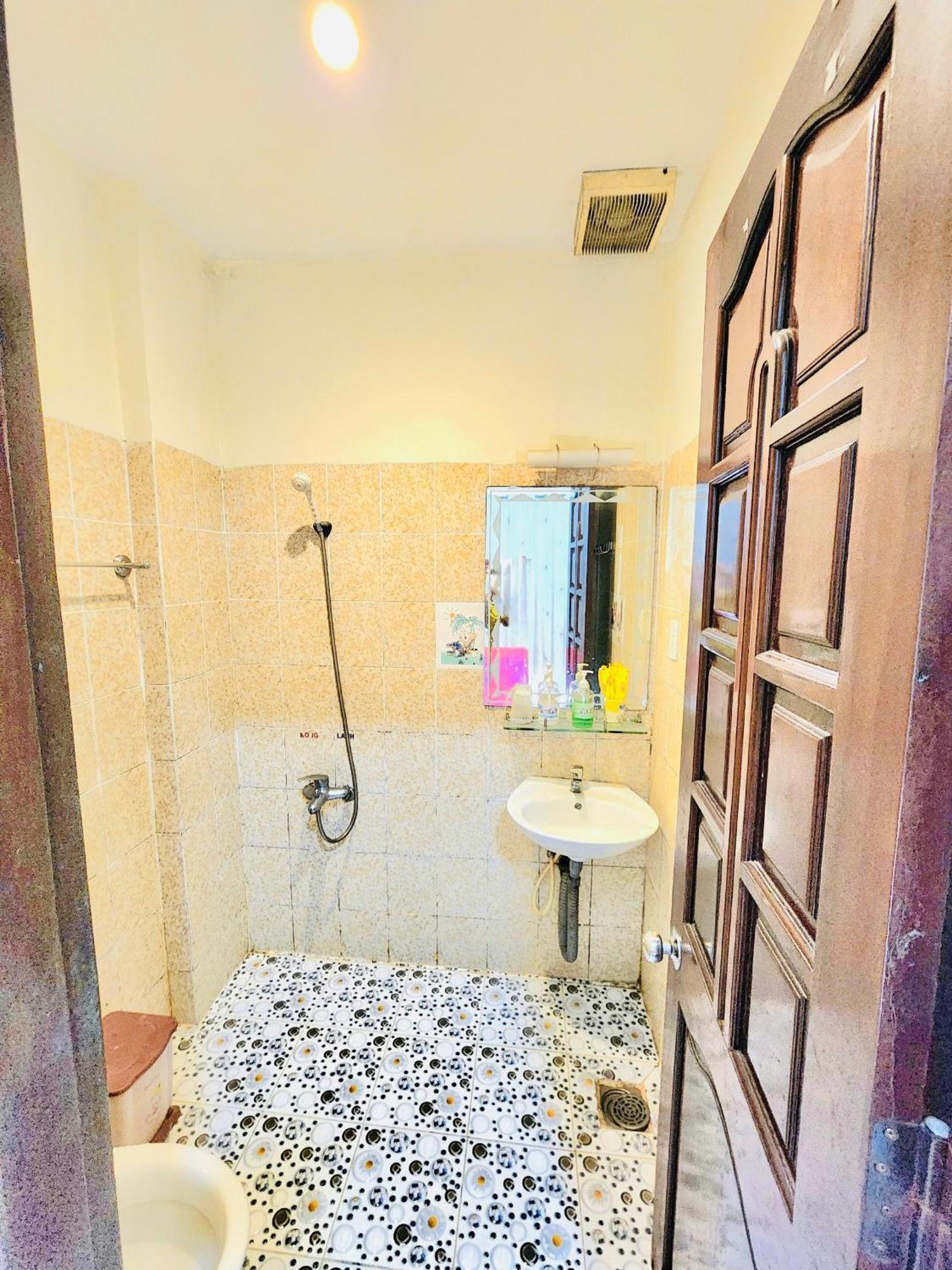 Tuan Hung Hotel Hcm Ho Chi Minh City Exterior photo